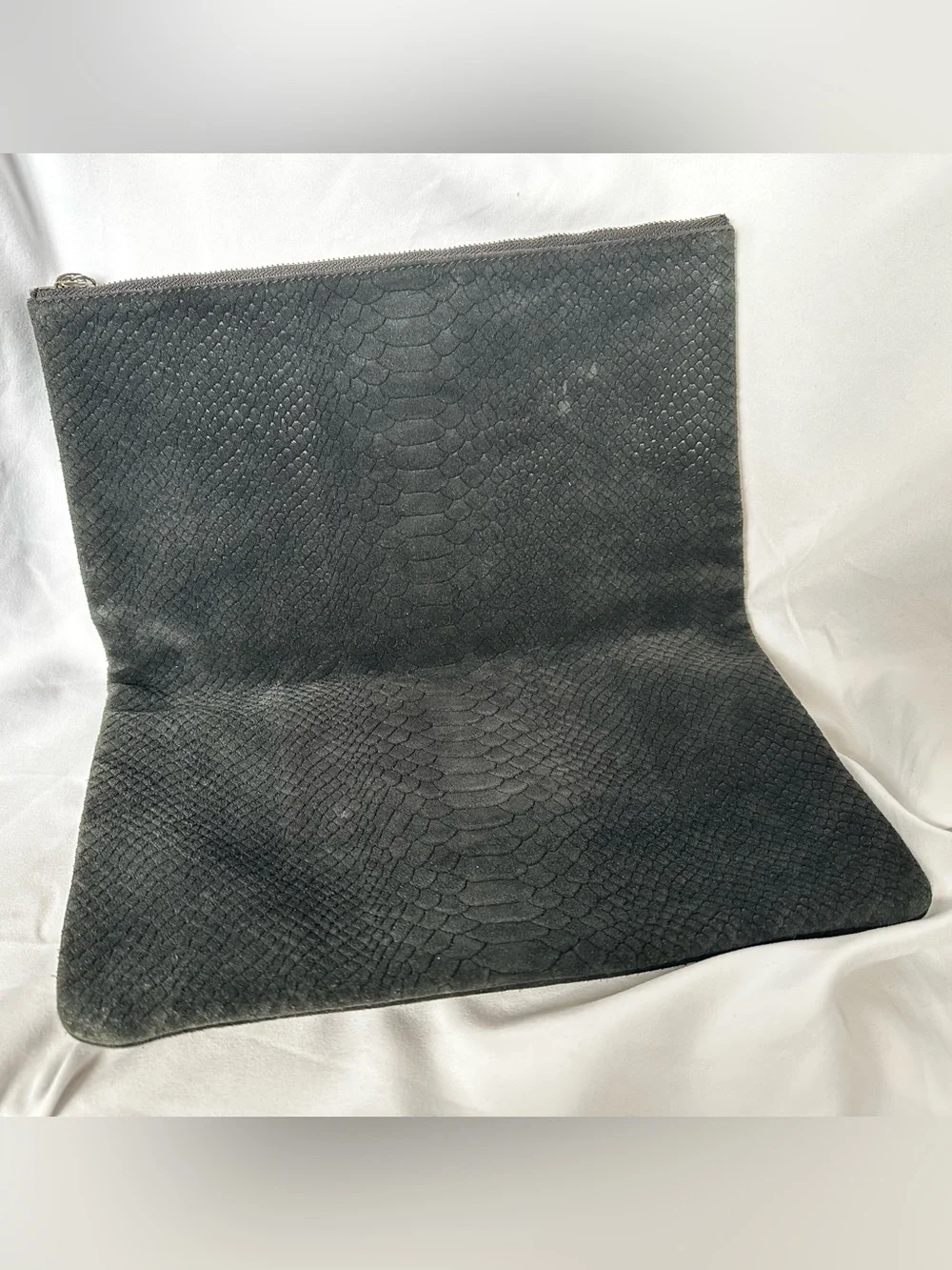 Banana Republic sleek clutch